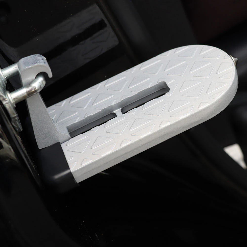 White Label Aluminium Car And SUV Door Step 12 White Label Aluminium Car And SUV Door Step - Image 12