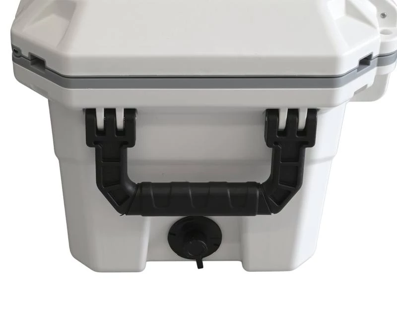White Label Trailmate Heavy Duty Chilly Bin 30L 2 White Label Trailmate Heavy Duty Chilly Bin 30L - Image 2