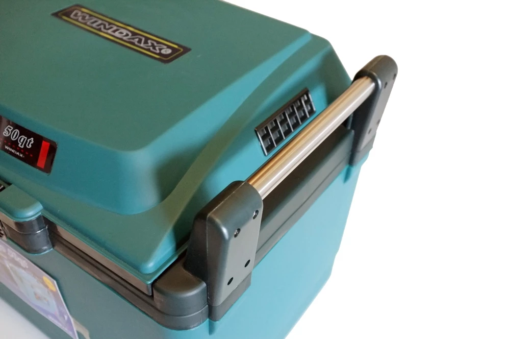 White Label Windax Chilly Bin Cooler 47L 2 White Label Windax Chilly Bin Cooler 47L - Image 2